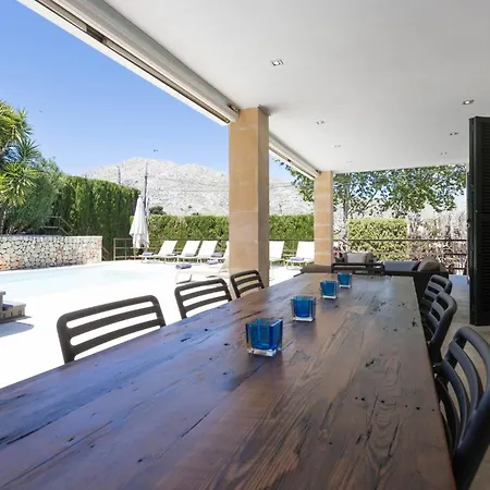 Menut Nou Villa *