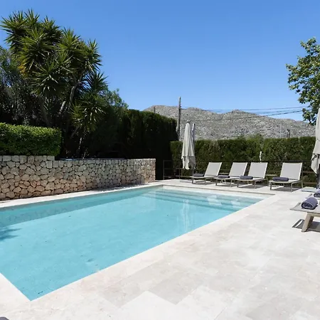 Menut Nou Willa Pollensa